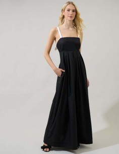 Maxi vestido negro corte...