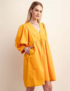 Vestido mini manga globo...